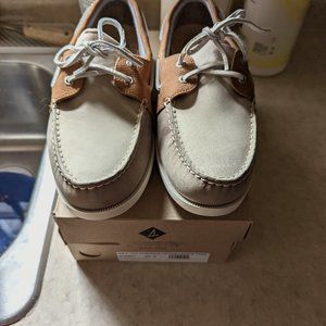 Sperry boat shoes 9.5